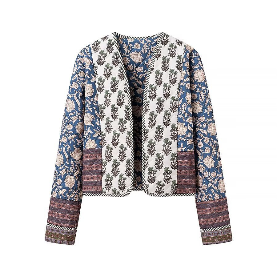Women’s short jacket in patchwork floral print with open neckline and contrasting trimmings Amarae