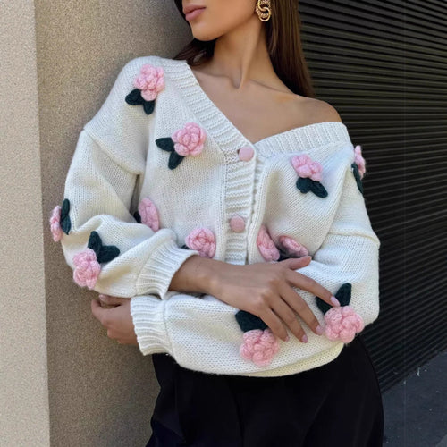 Lady cardigan with embroidered floral design and ribbed edge Amarae
