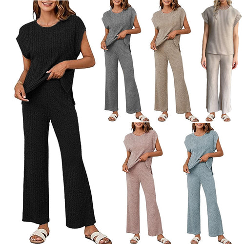 Comfortable knit loungewear set for women with wide sleeves and a relaxed fit Amarae