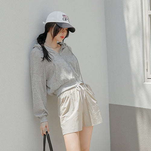 Women's sporty short jacket with full zip Chic & Stil