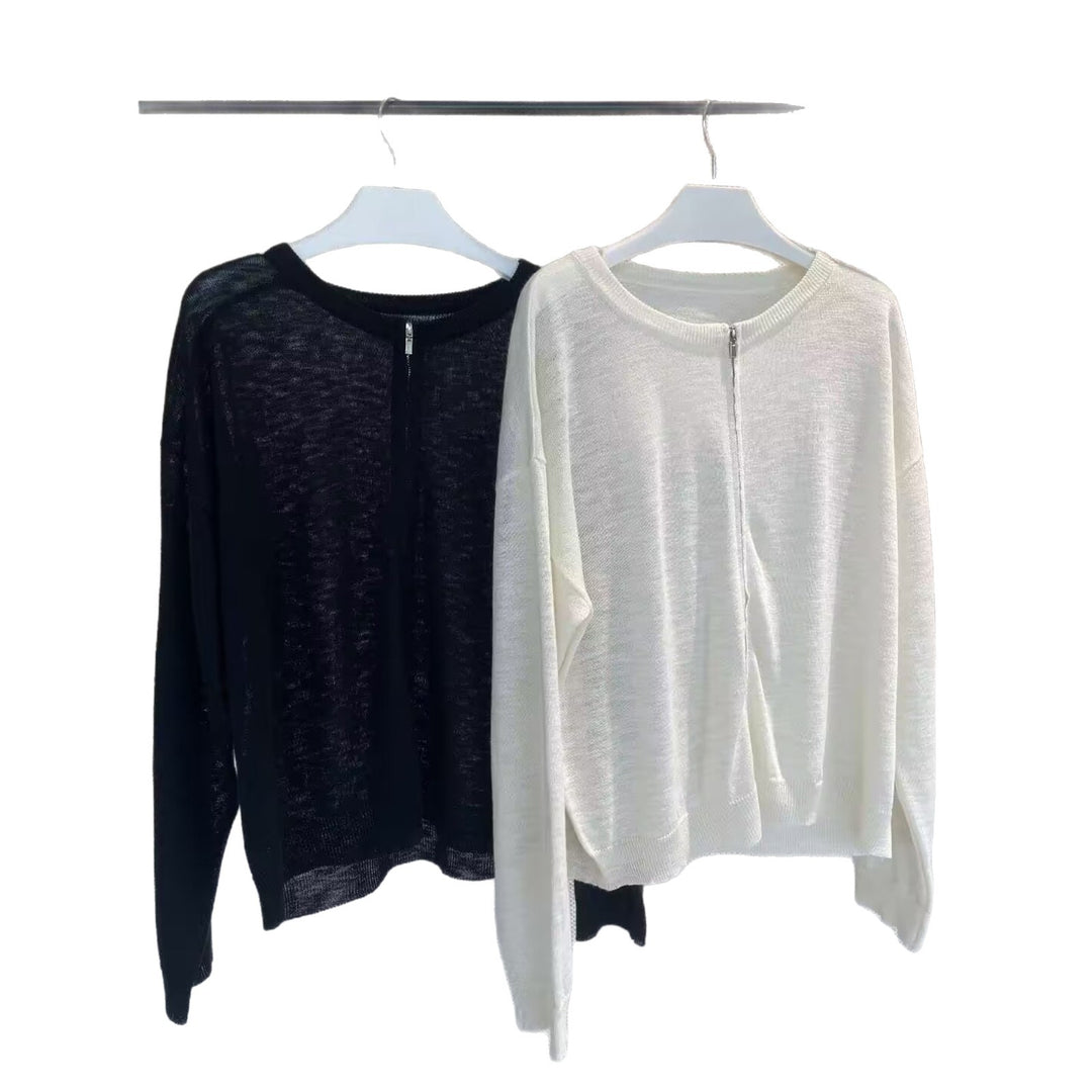 Women's Lightweight Fine Knit Zip Cardigan with Round Neckline and Loose Oversize Fit