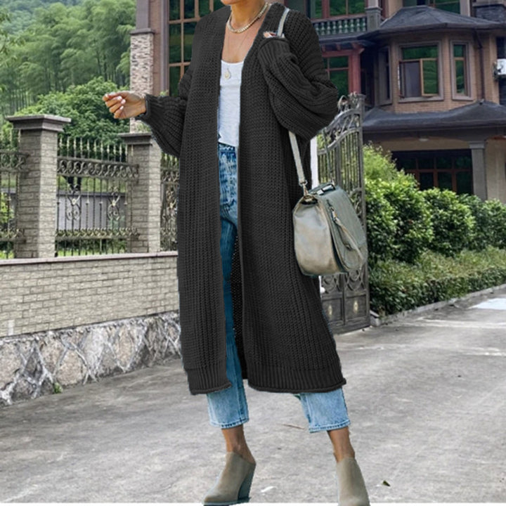 Ladies long knit cardigan with a coarse knit appearance and a loose fit Lune London