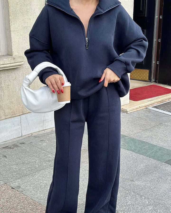 Ladies oversized sweatshirt and chic jogging set