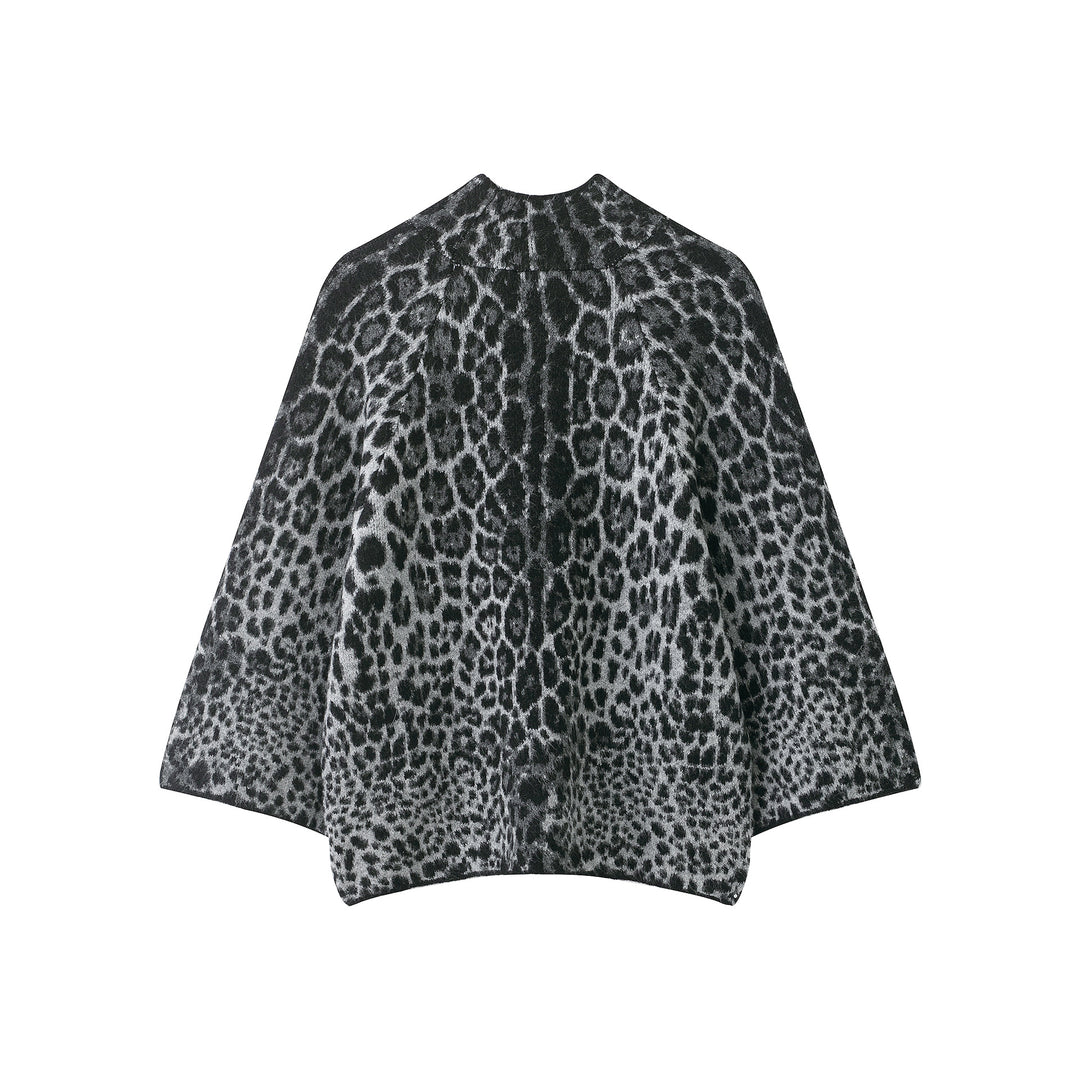 Women Cape-Poncho with Leopard Jacquard and Stand-up Collar Amarae