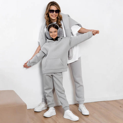 Ladies Sports Leisure Outfit with high comfort and chic and stylish accents