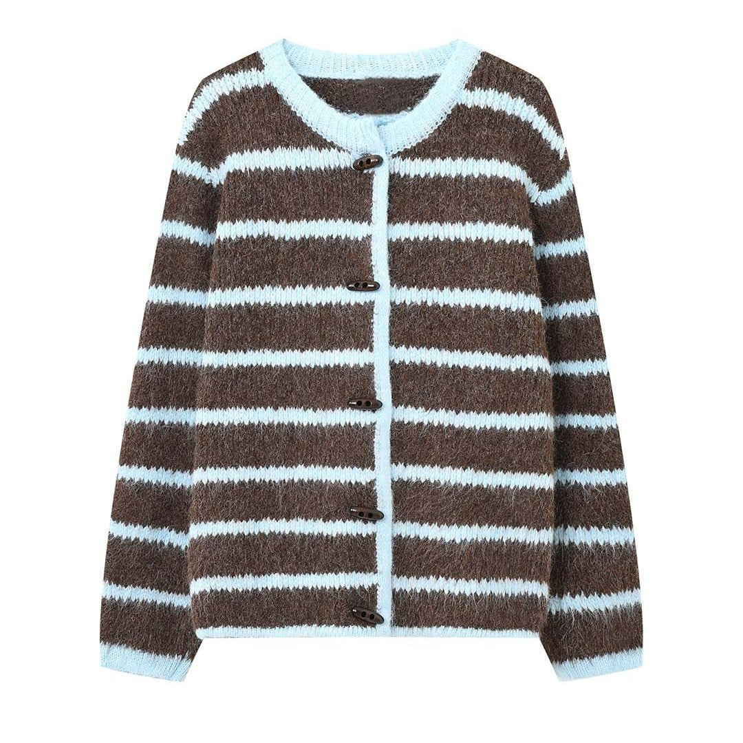 Women's Chunky Knit Short Jacket in Boxy Cut with Toggle Closures Amarae