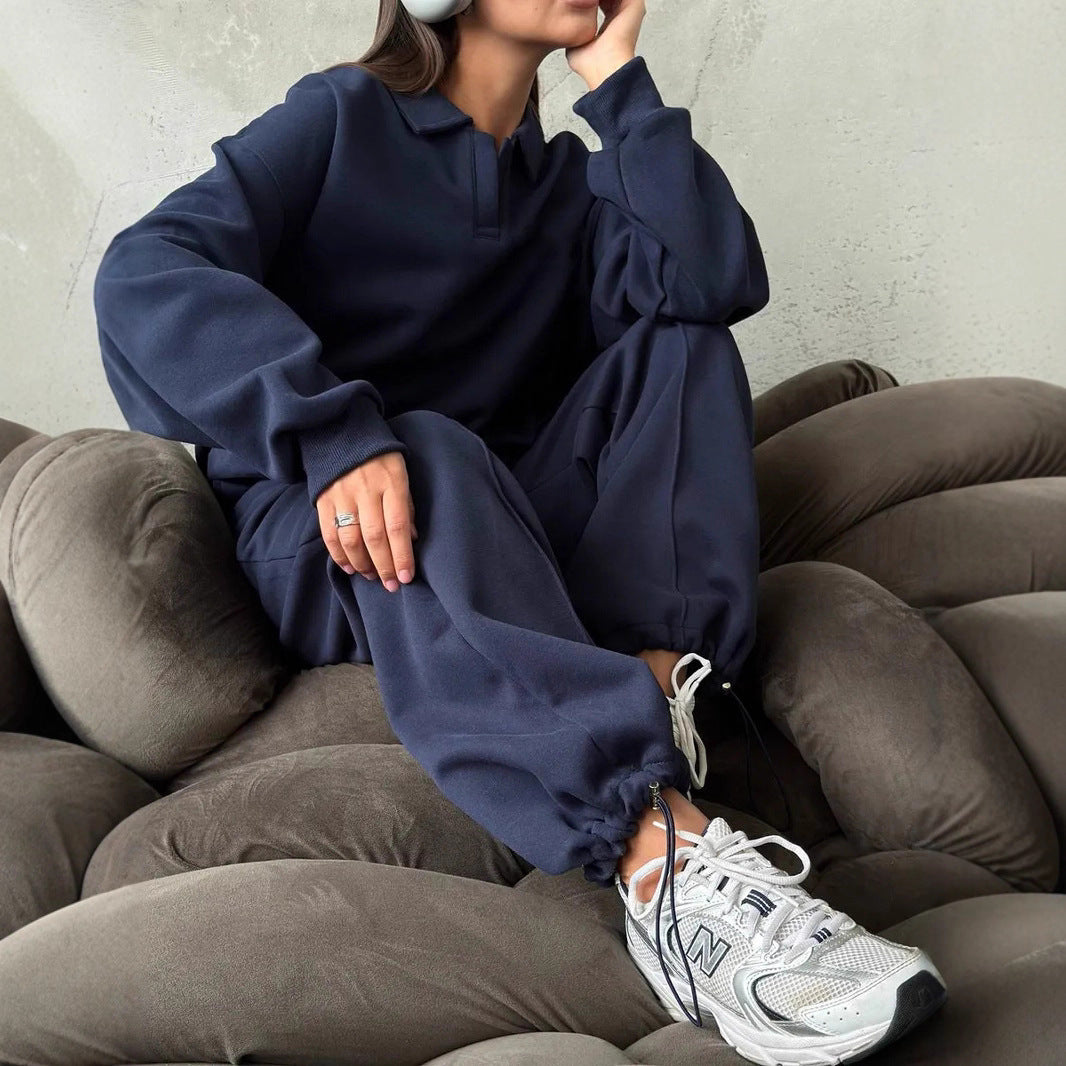 Sporty women's fashion with polo collar and comfortable pants Lune London