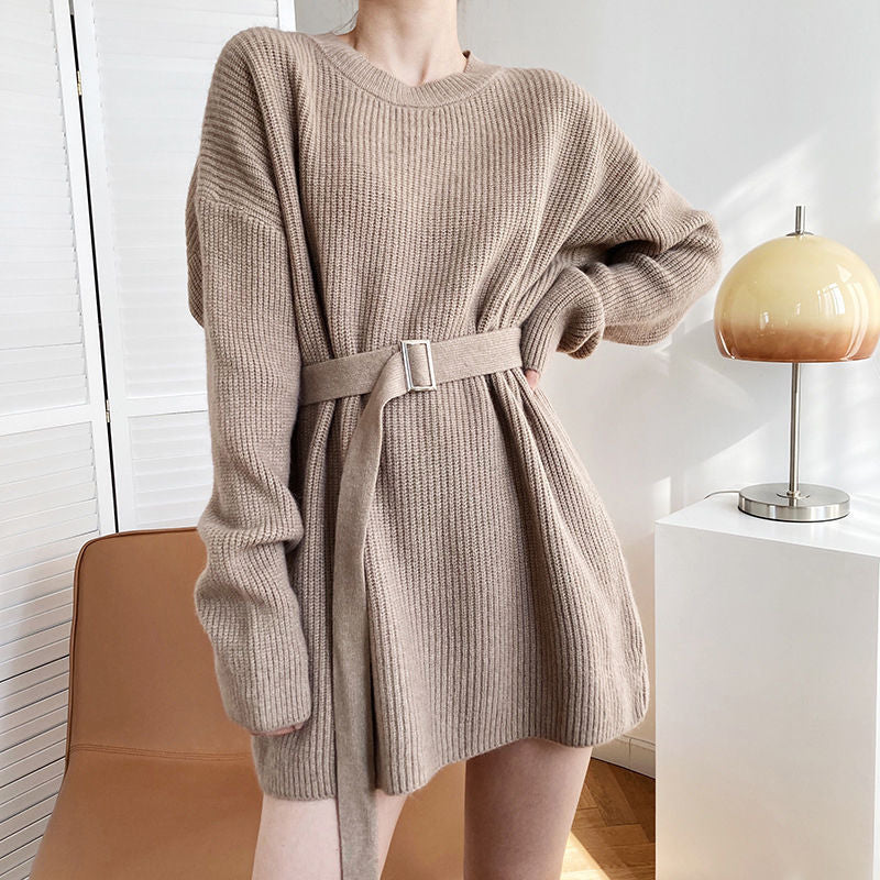 Pull en maille à la mode pour femmes avec ceinture Chic & Stil
