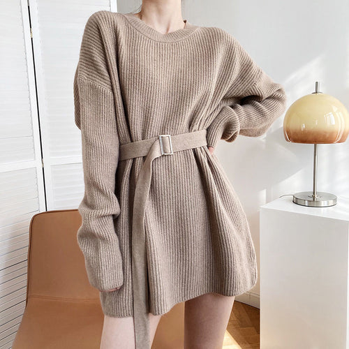 Pull en maille à la mode pour femmes avec ceinture Chic & Stil