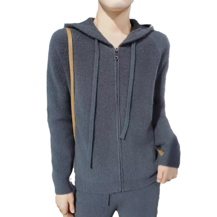 Veste à capuche confortable pour femmes avec matériau doux et fermeture éclair Chic & Stil