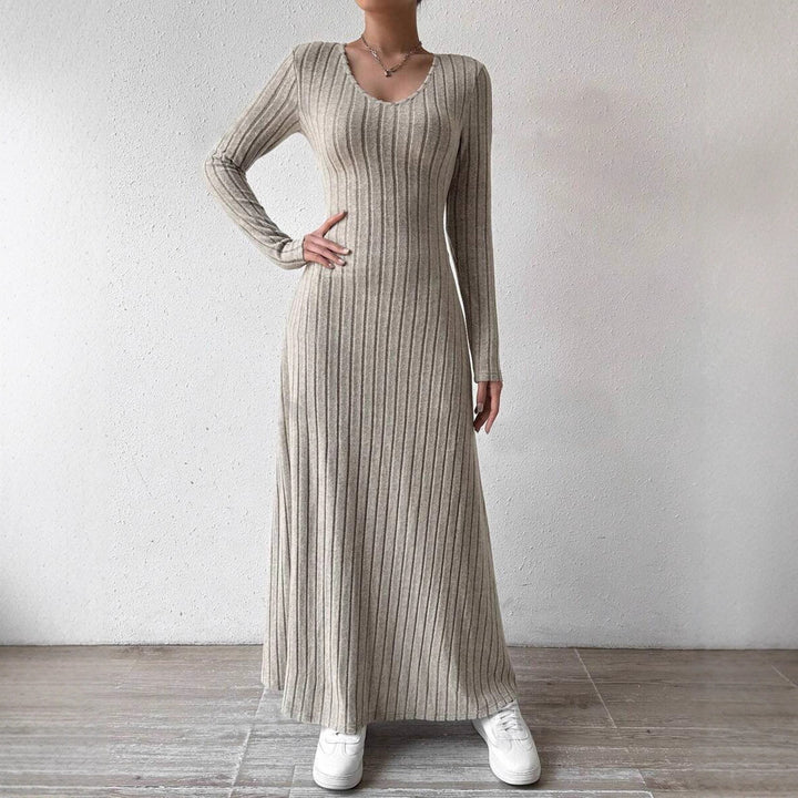 Maxi dress with long sleeves for women with ribbed texture and V-neck Lune London