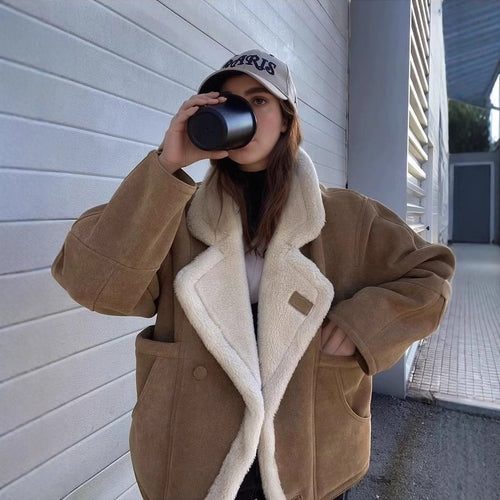 Ladies cozy suede jacket with soft lining and wide collar Amarae