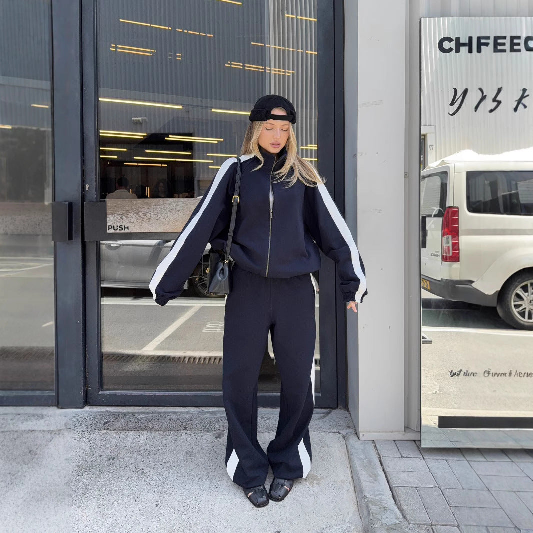 Women's sports jacket and loose pants set with contrasting band Lune London