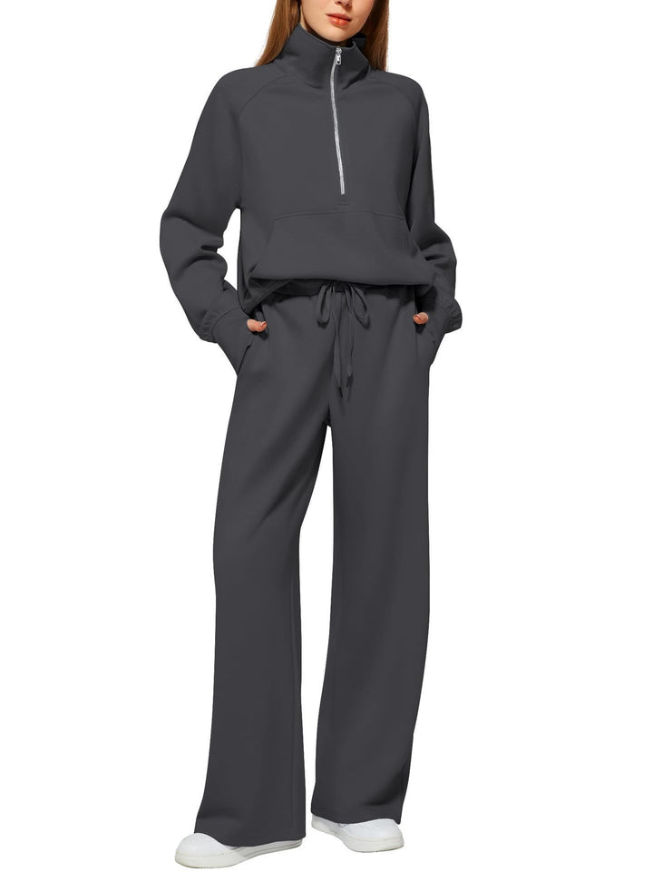 Women's sporty fleece jumpsuit set with high collar and side pockets Lune London