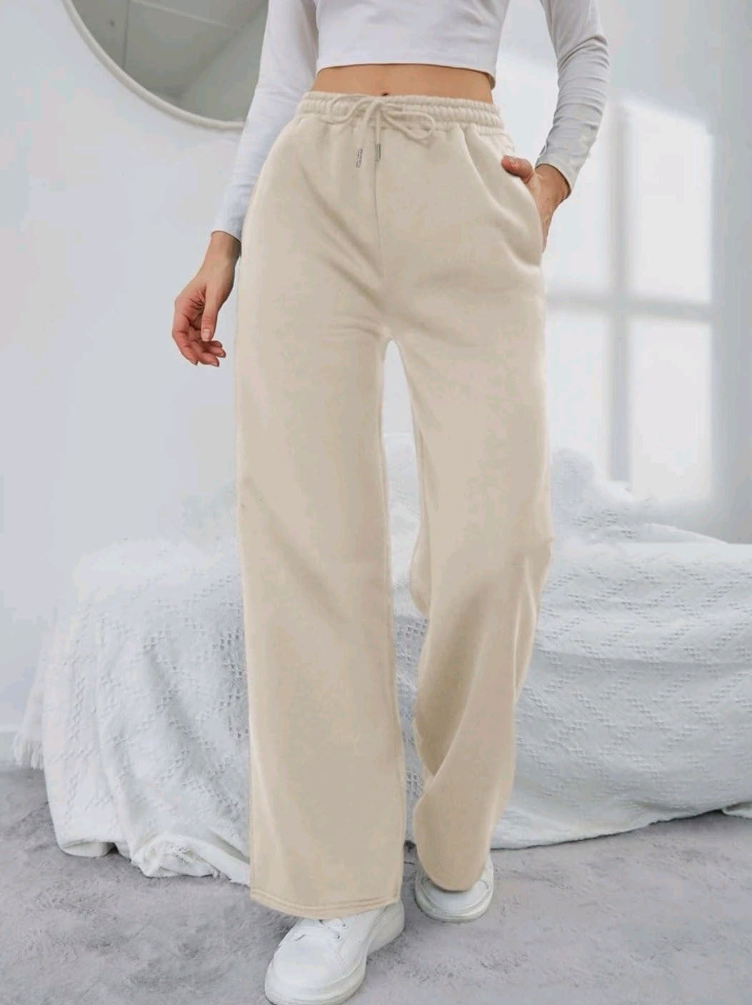 Women's wide leisure pants with elastic waistband Chic & Stil