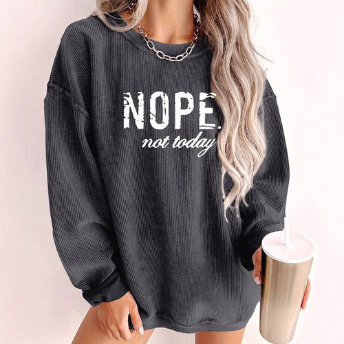 Casual sweatshirt for women with a textured fabric and a catchy slogan Amarae