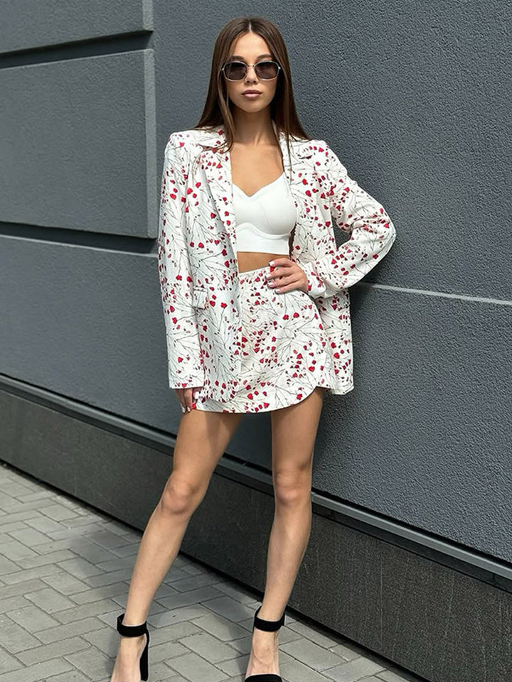 Women Floral Blazer and Mini Skirt Set made of textured Cotton Blend Amarae