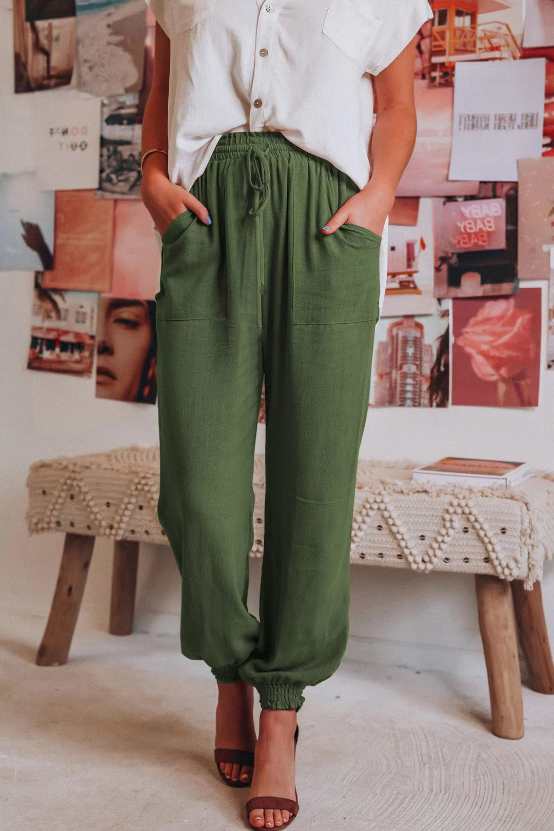 Ladies Light, elastic Jogging Pants with practical pockets Lune London