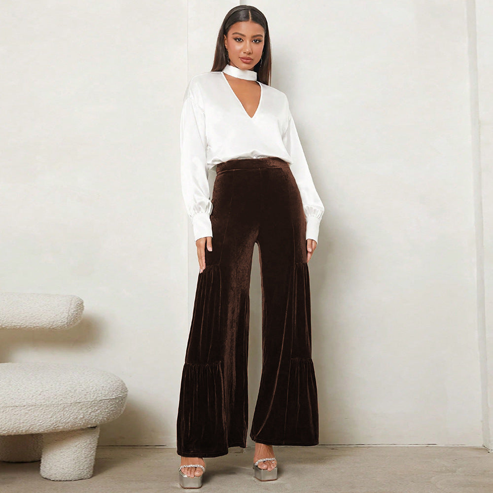 Loose plush pants for women with pleats and high waist Lune London