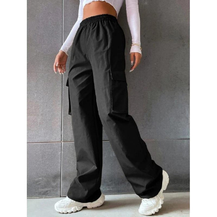 Women's cargo pants with side pockets and elastic waistband Lune London