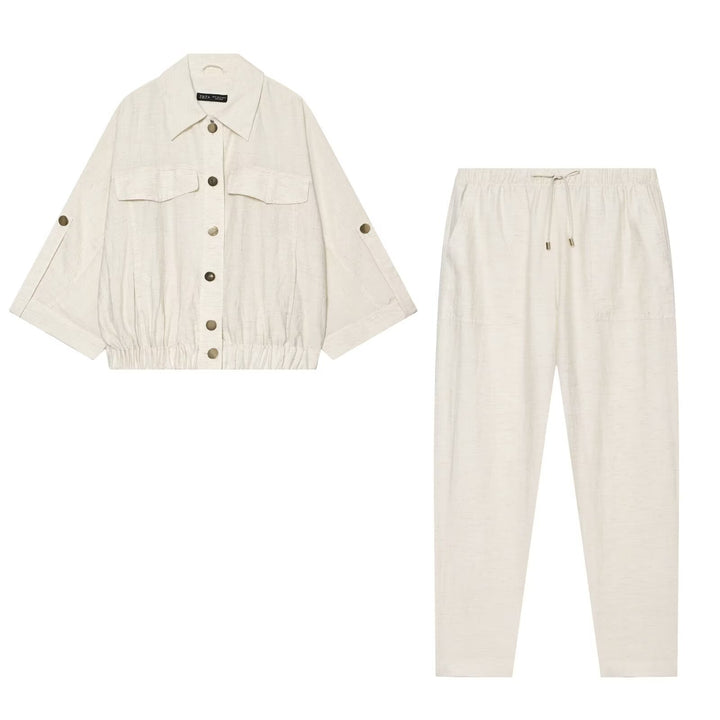 Women Loose-Fit Lightweight Shirt Jacket with Three-Quarter Sleeves, Chest Pockets and Elastic Hem Amarae