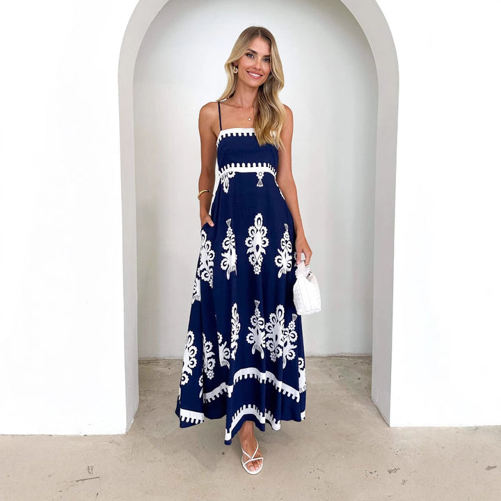 Women's maxi dress with floral pattern and flared skirt Lune London