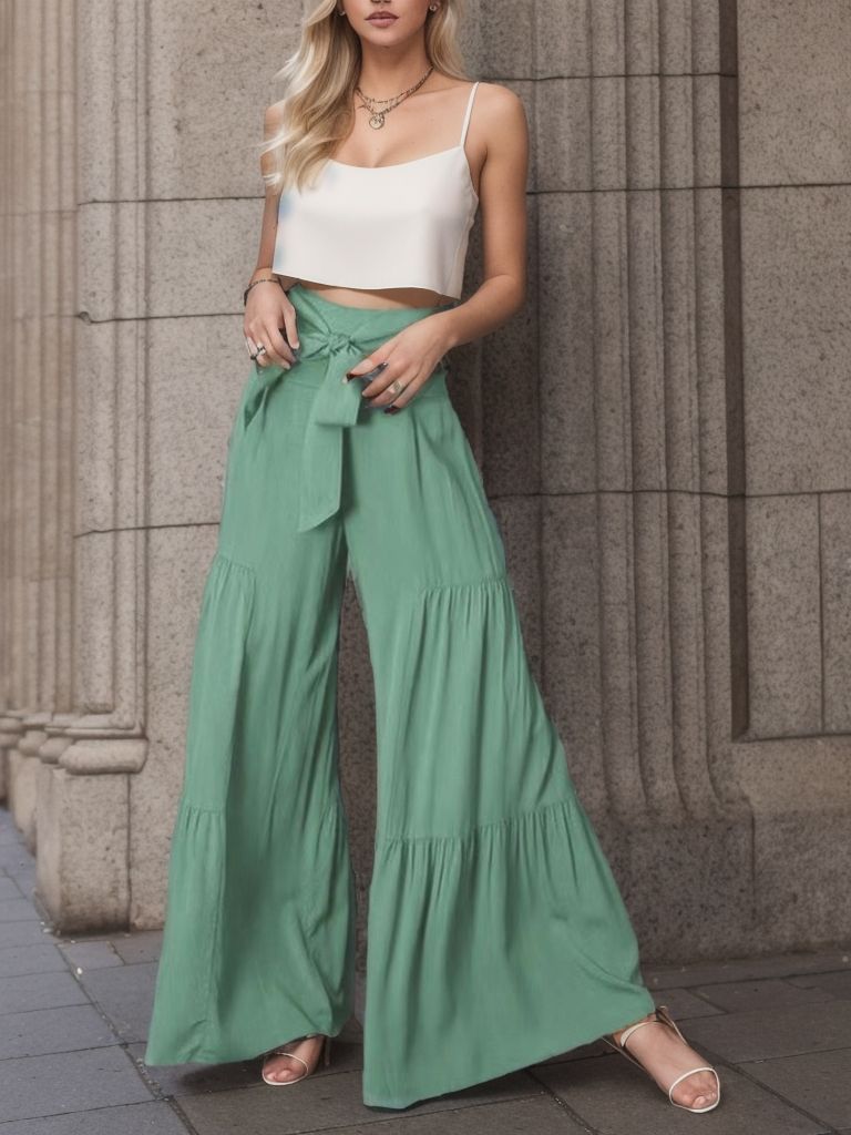 High-waisted wide trousers for women with elegant pleats and a tie belt Lune London