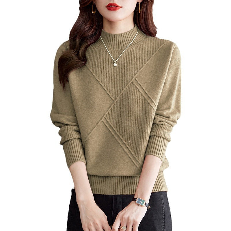 Elegant knitted sweater for ladies with a modern structured design Lune London