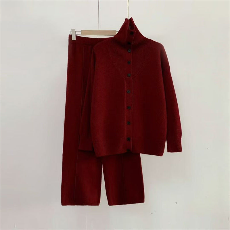 Ensemble tricot femme avec col haut et design à boutons Chic & Stil