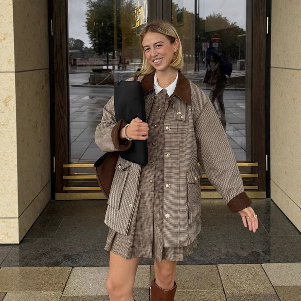Women's Oversized Field Jacket with Velvet Collar and Large Flap Pockets Amarae