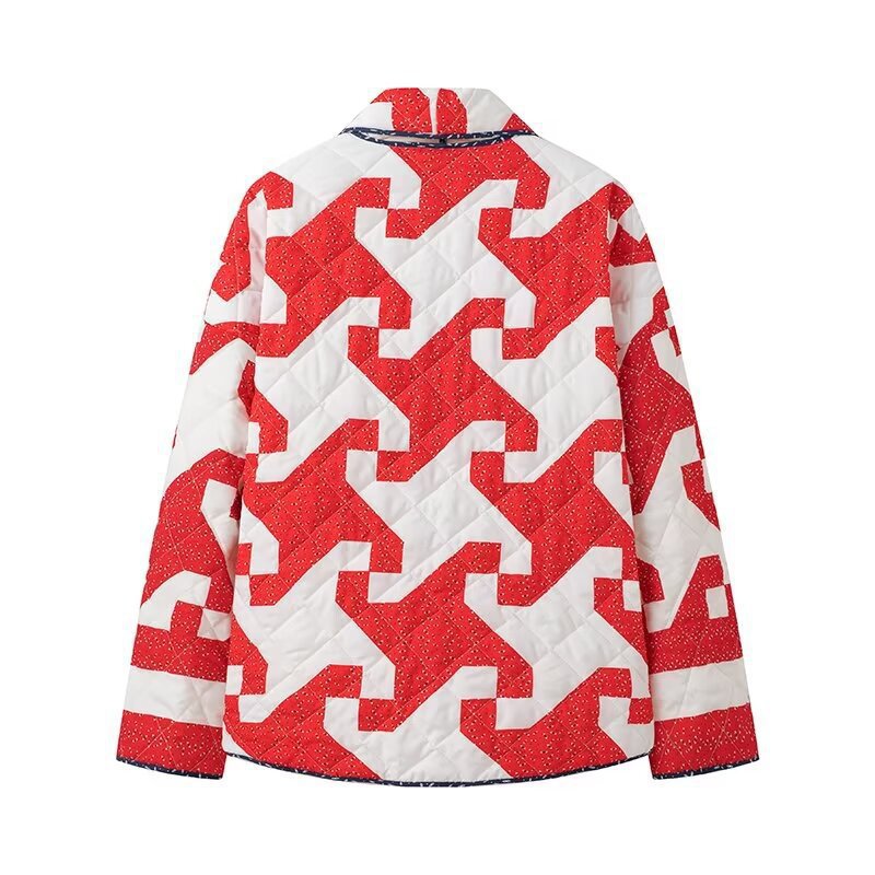 Quilted jacket for women with modern graphic design and open cut Amarae