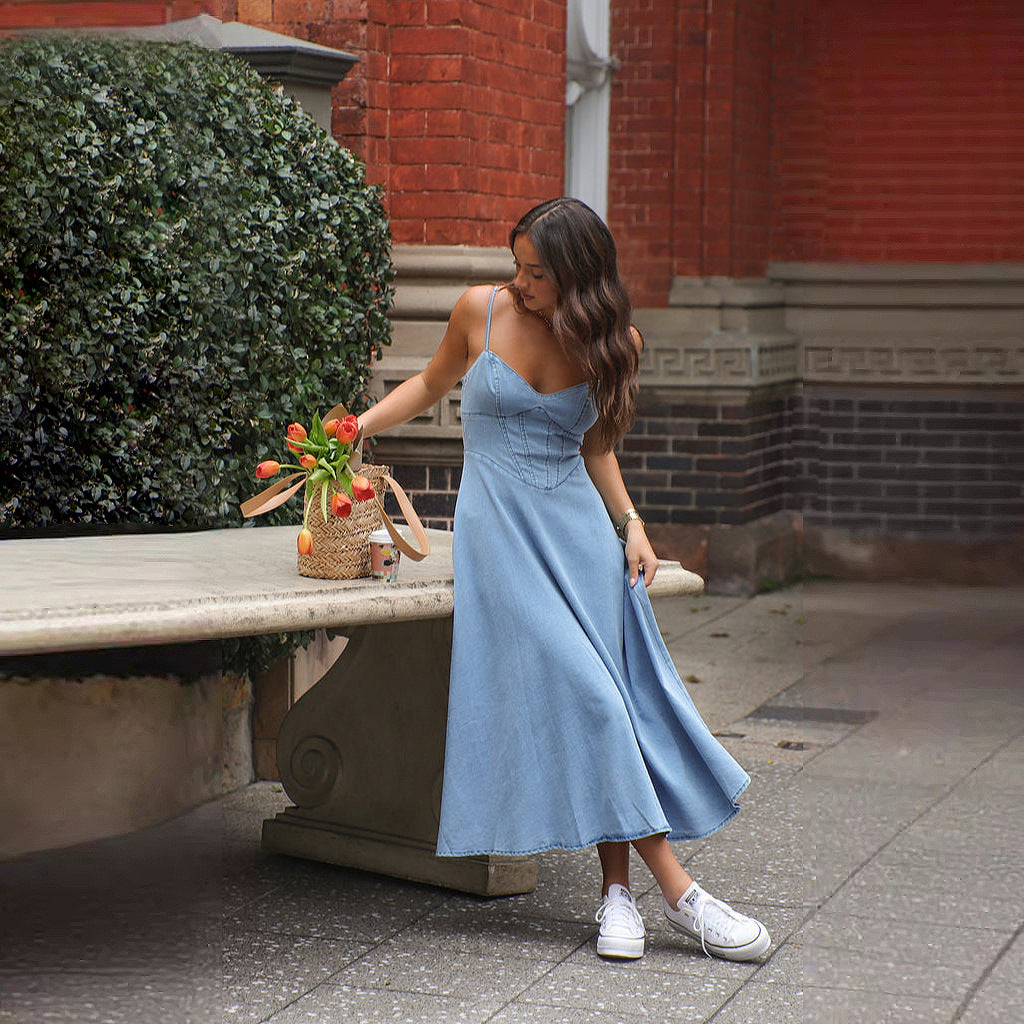 Maxi denim dress for women with elegant cut and spaghetti straps Chic & Stil