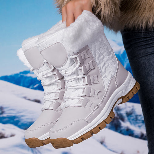 Insulated winter boots for women with non-slip sole and soft inner lining Amarae