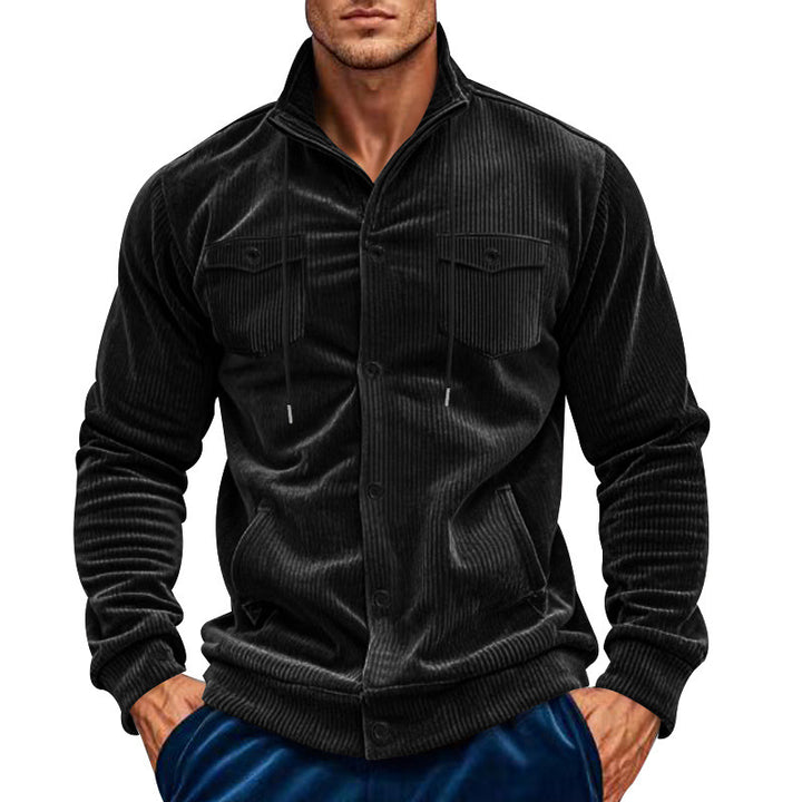 Velvet jacket for men with practical chest pockets Lune London