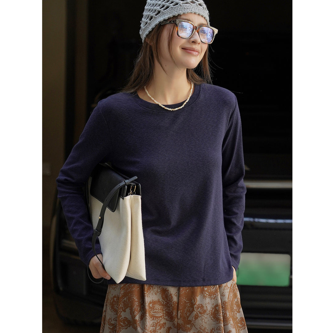 Women's Fine Long Sleeve made of Organic Cotton Jersey with Round Neckline and Straight Hem