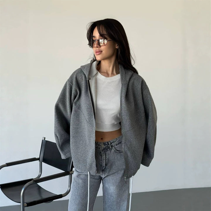Women's Oversize Hoodie Jacket with Zipper and Drawstring Hem Amarae