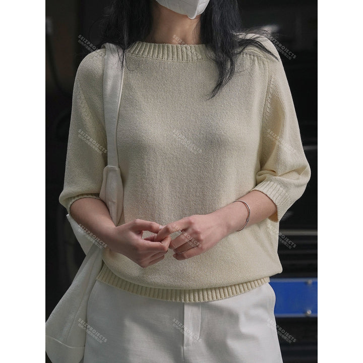 Women's Lightweight Fine Knit Sweater with Round Neck and Three Quarter Sleeves Amarae