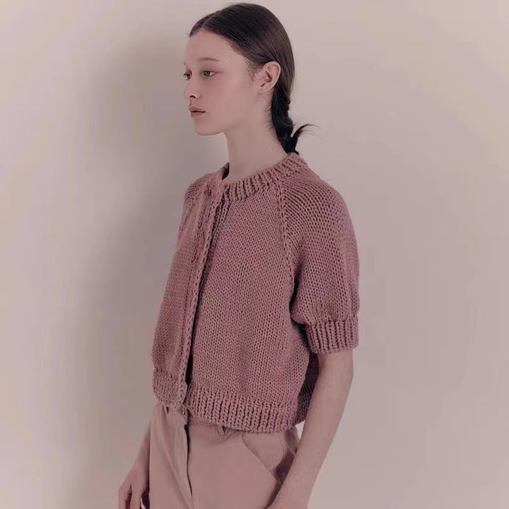 Pull en tricot à la mode pour femmes avec manches bouffantes Chic & Stil