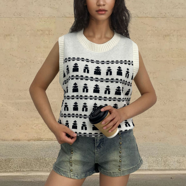 Casual knitted cardigan for women with a festive pattern Lune London