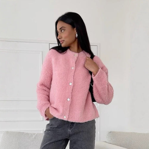 Ladies Cozy Knit Sweater in Oversized Chic Style