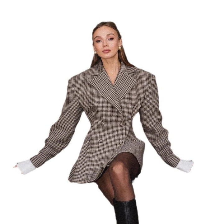 Women Elegant Checked Blazer with Double-Breasted Buttons Lune London