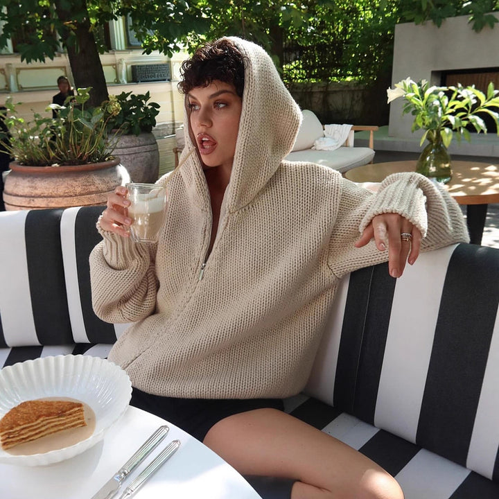 Women's Oversize Hooded Knit Cardigan with Zipper Amarae