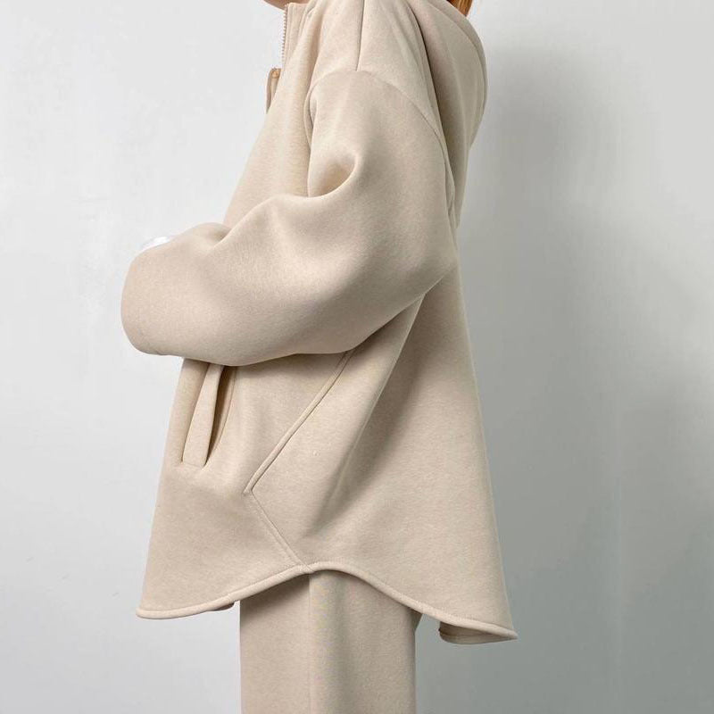 Lady oversized Fleece Hoodie with side zipper and wide pants Lune London
