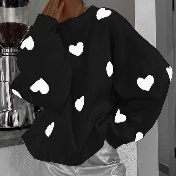 Women's sweater with heart-shaped patterns and casual cut Lune London