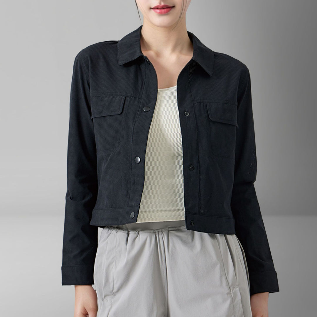 Women's Short Overshirt Jacket made of textured canvas with chest pockets Amarae