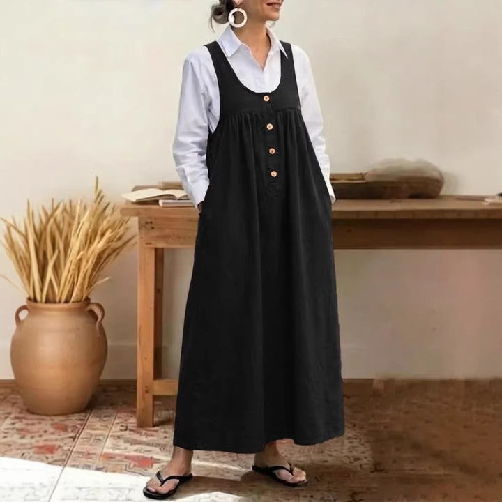 Women's maxi dress with button and pocket details Lune London