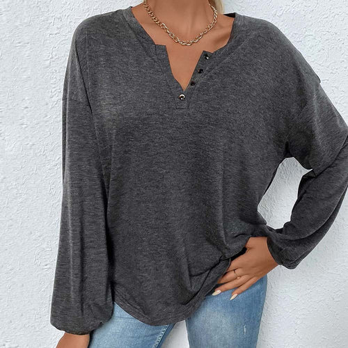 Chemisier à manches longues pour femmes avec patte de boutonnage et coupe ample Chic & Stil