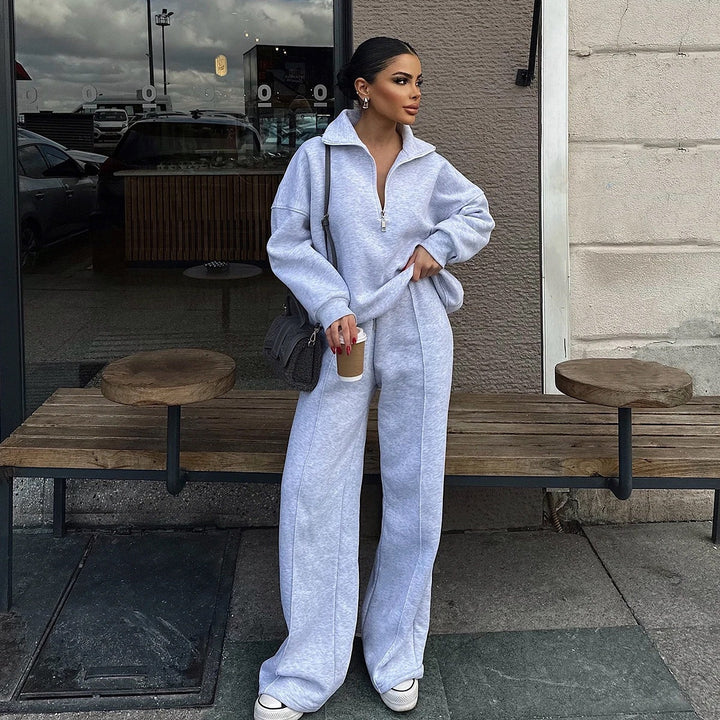 Ladies oversized sweatshirt and chic jogging set