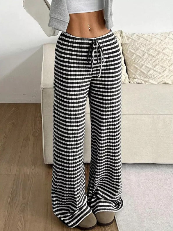 Wide plaid trousers for women with elastic waistband and adjustable drawstring Lune London