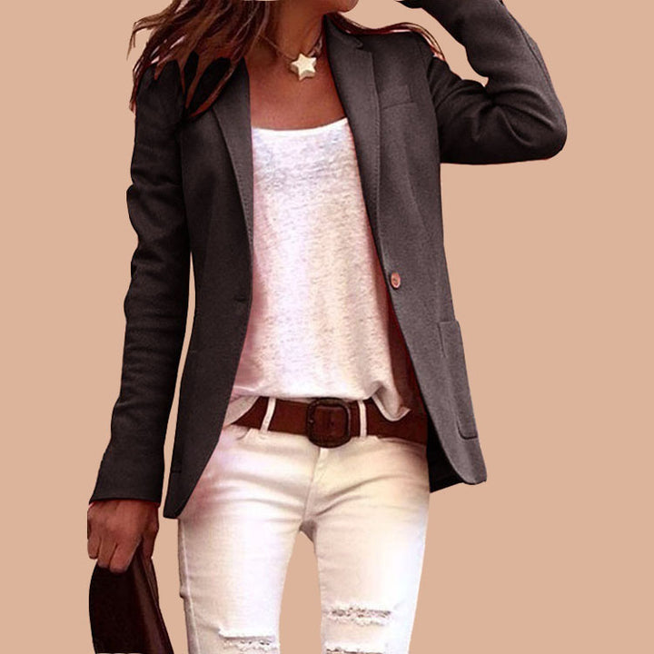 Ladies elegant blazer with modern cut and practical pockets Lune London